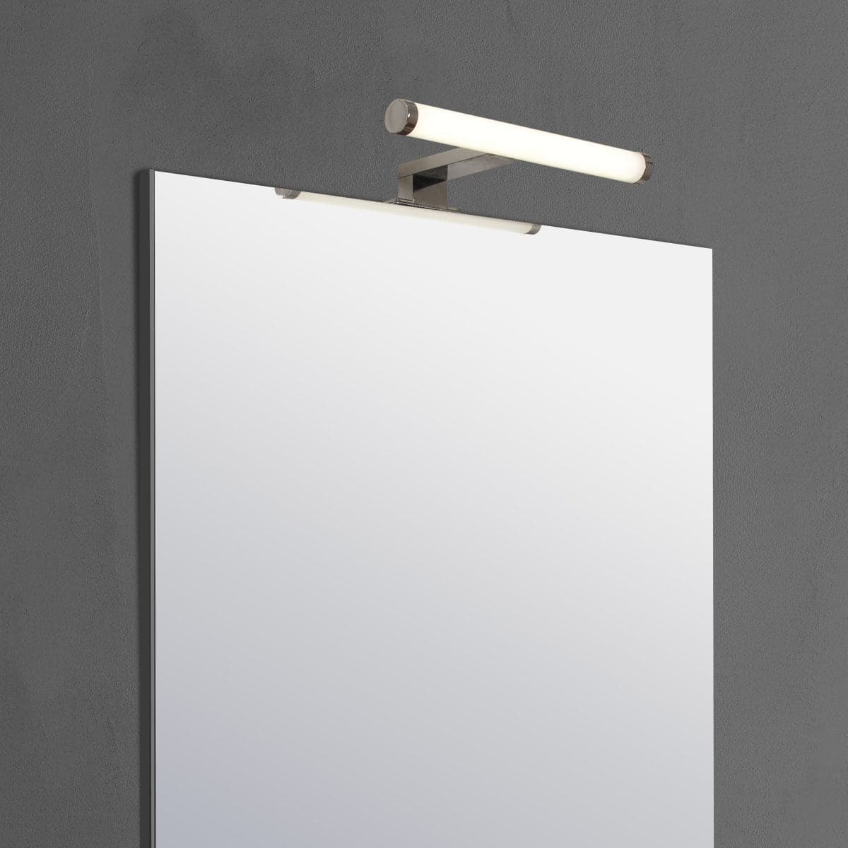 Bricocenter SOLAR MIRROR WALL LIGHT 30 CM ALUMINIUM SILVER LED 5.5W NATURAL LIGHT IP44