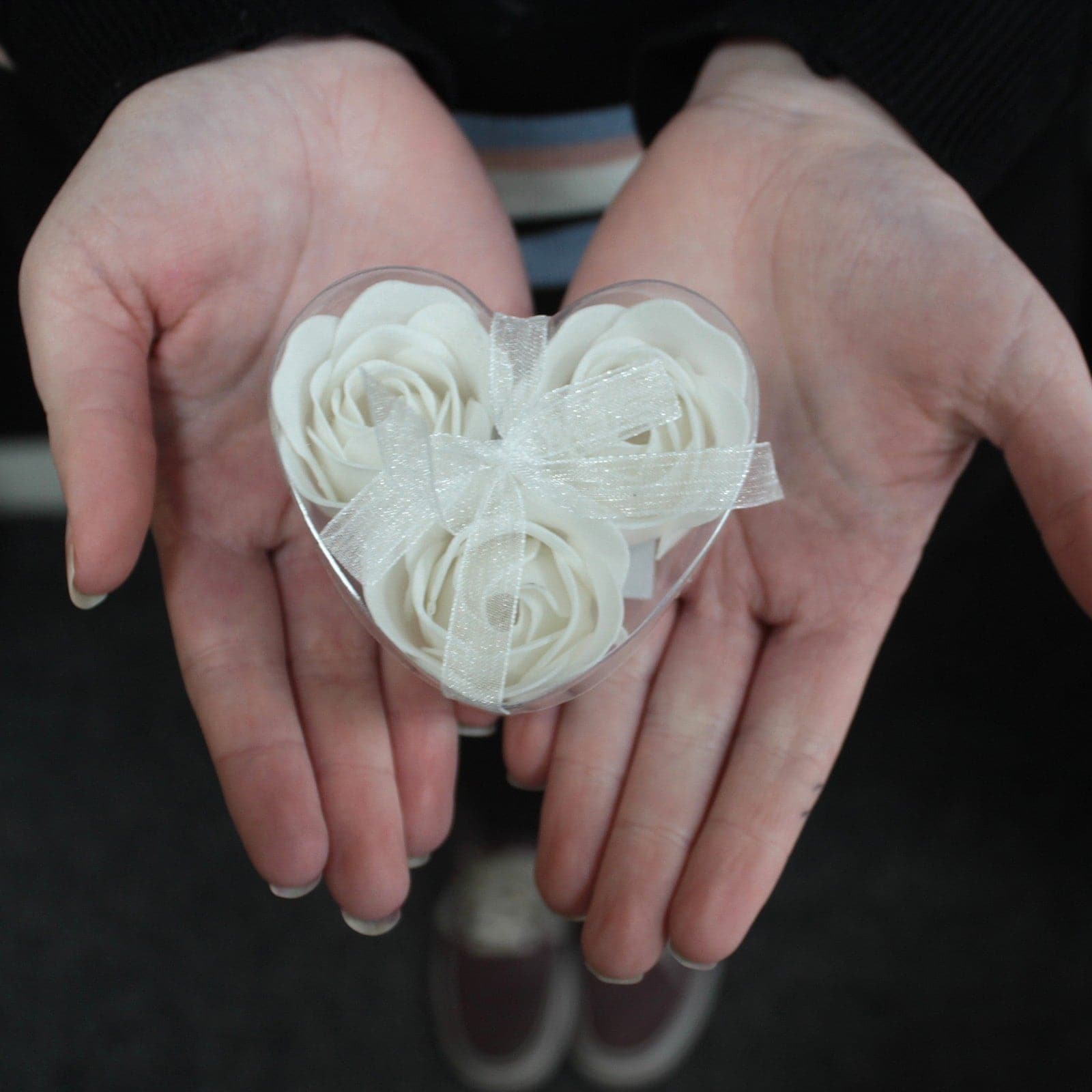Set of 3 Soap Flower Heart Box - White - best price from Maltashopper.com LSF-26