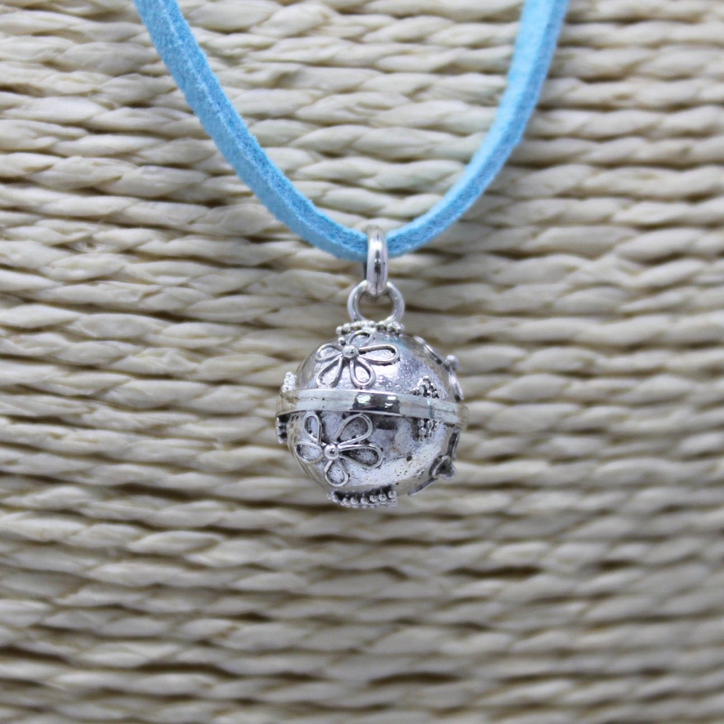 Silver Angel Bell - Faith - 12mm - best price from Maltashopper.com SABALL-12