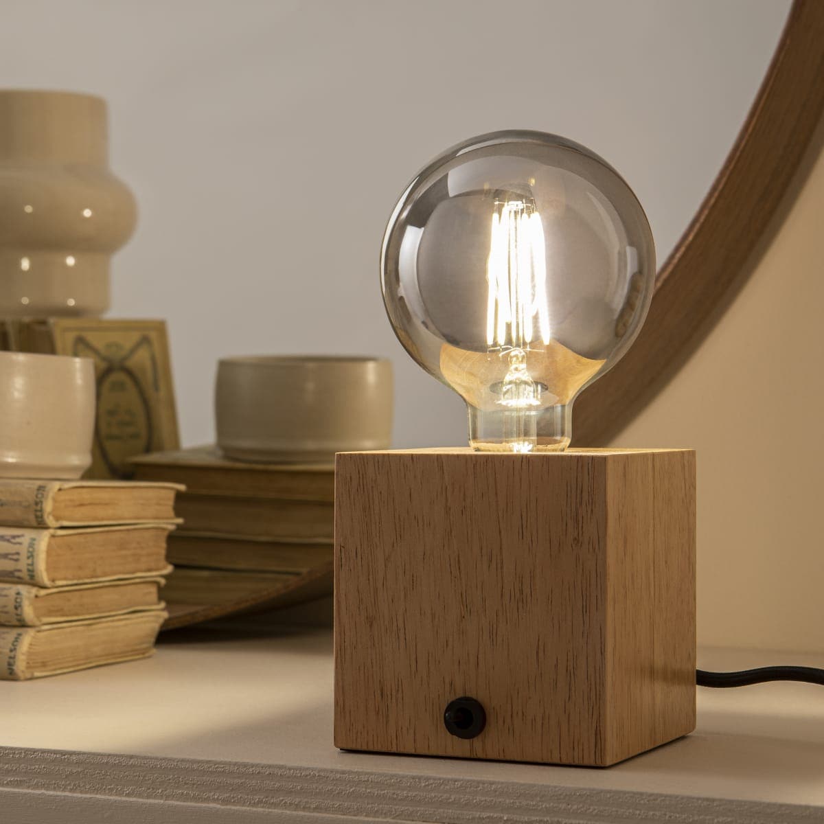 Bricocenter LED DECORATIVE BULB E27=40W GLOBE SMALL FUME NATURAL LIGHT