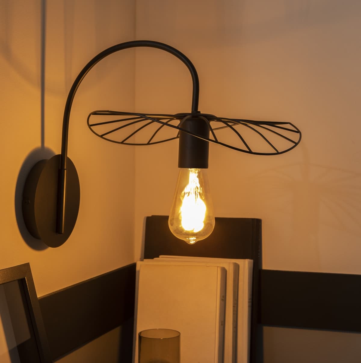 LED DECORATIVE BULB E27= 35W PEAR AMBER