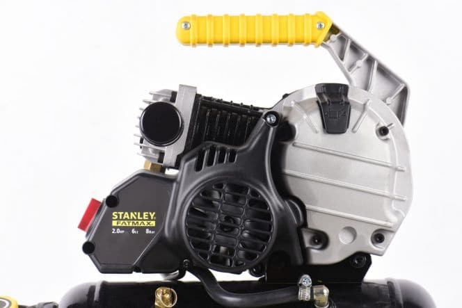 STANLEY FAT MAX PORTABLE COMPRESSOR 2HP OIL LUBRICATED 8BAR, 222 L/MIN - best price from Maltashopper.com BR400001780