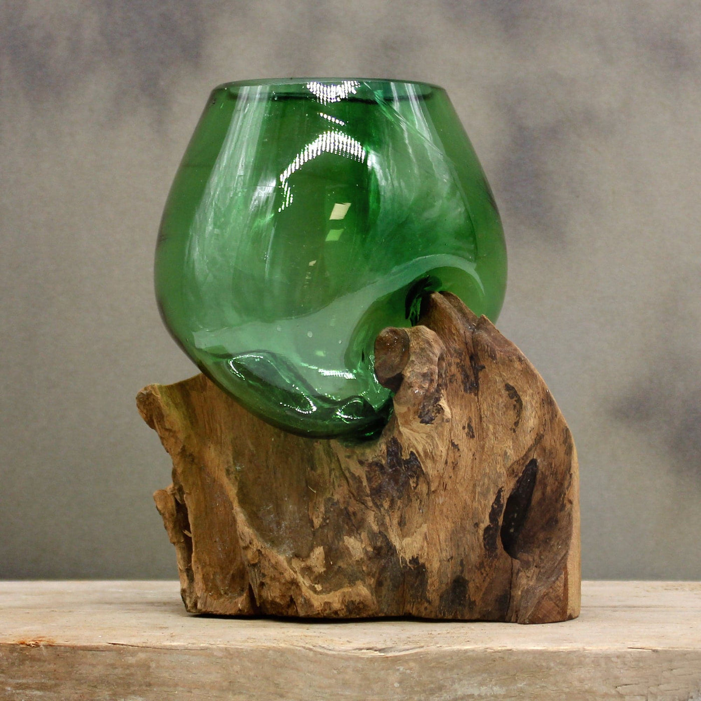 Recycled Beer Bottles - Small Bowl on Wood - best price from Maltashopper.com RBB-01