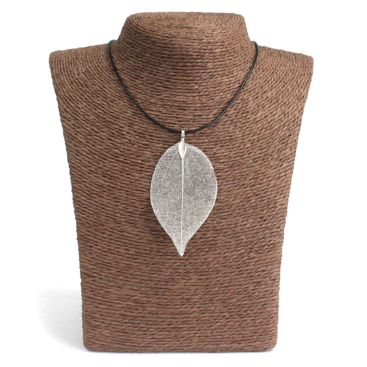 Necklace - Bravery Leaf - Silver - best price from Maltashopper.com POT-09A