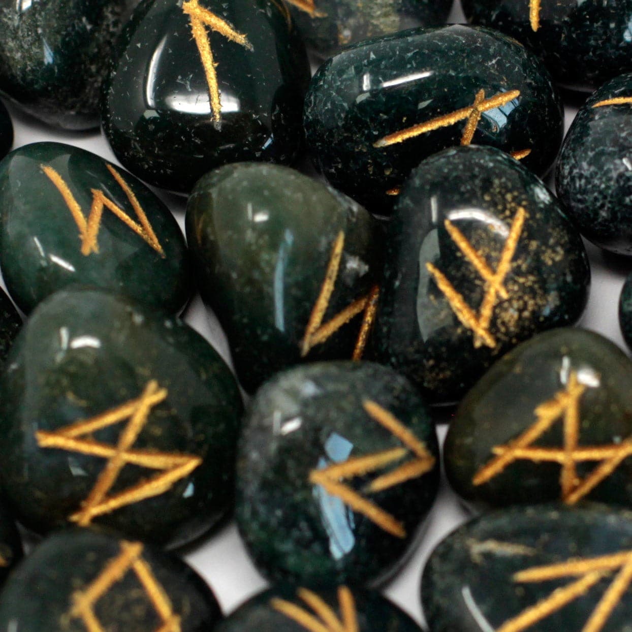 Bliss Runes Stone Set in Pouch - Bloodstone