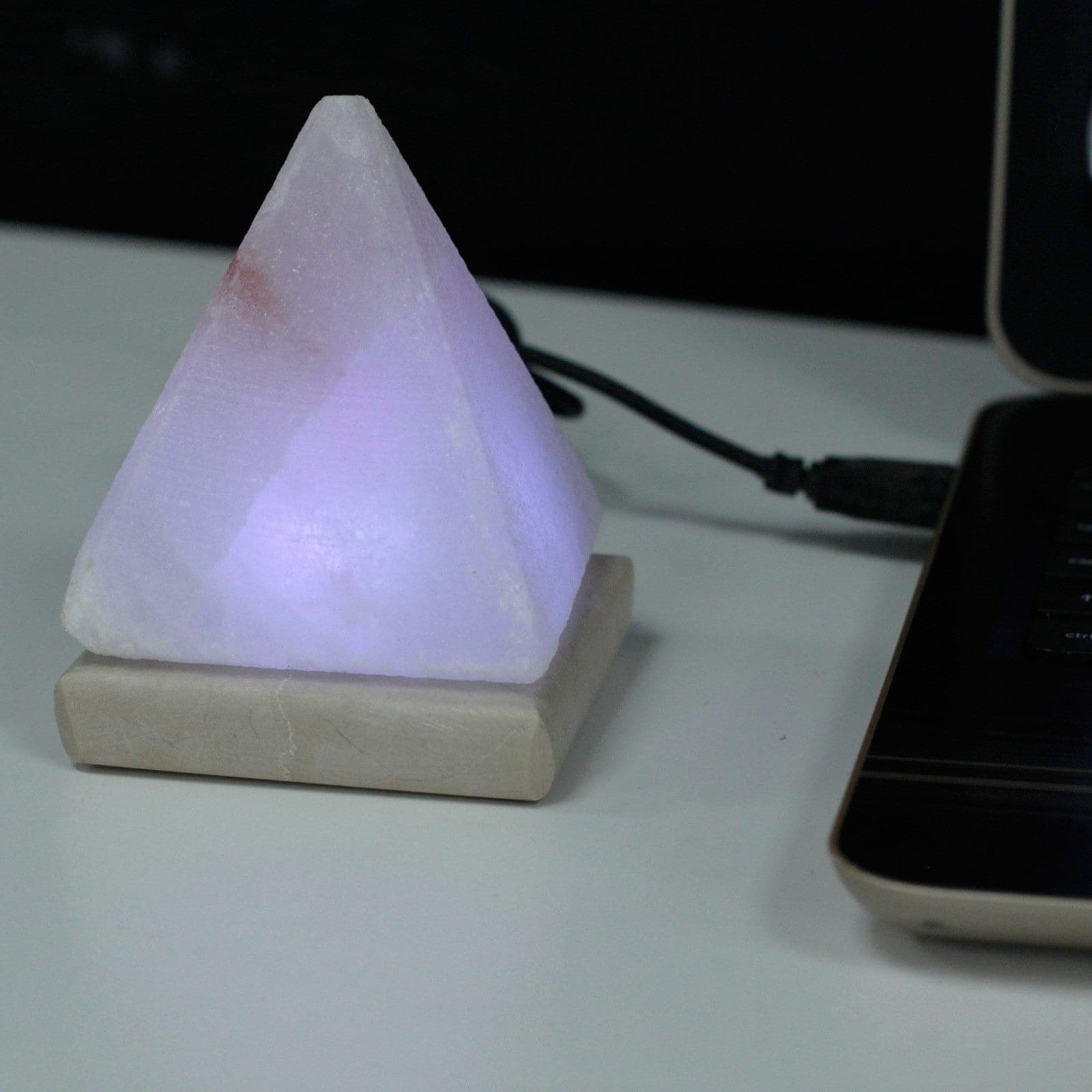 Bliss Quality USB Pyramid WHITE Salt Lamp - 9 cm (multi)