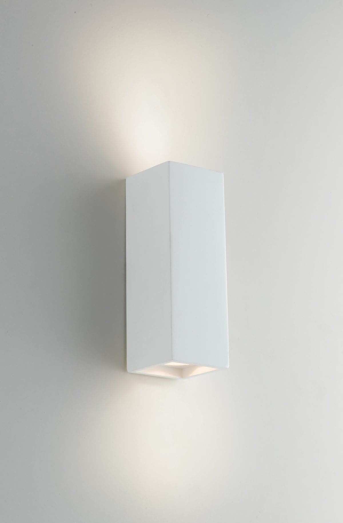 Bricocenter FOSTER WALL LIGHT WHITE PLASTER 7.3X7.3X21 CM 2XGU10=28W