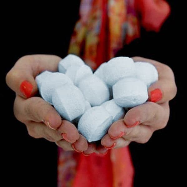 1.3Kg Box of Chill Pills Baby Powder - best price from Maltashopper.com AWCHILL-07