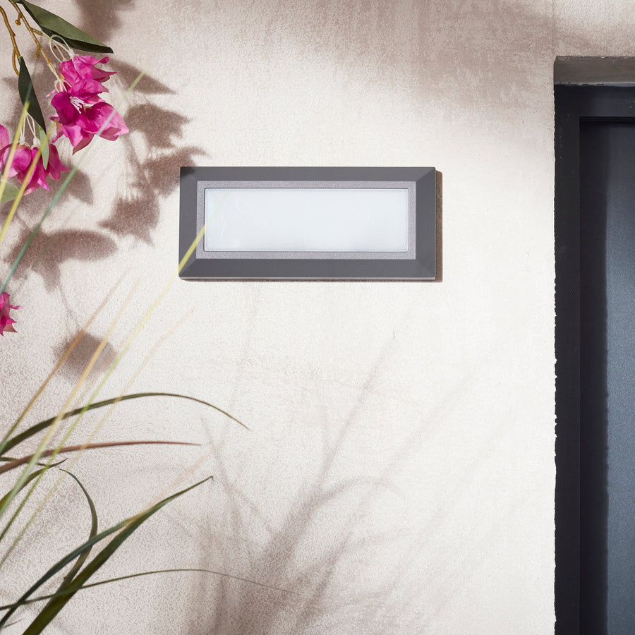 Bricocenter BRONSON ALUMINIUM BLACK 23x10x3.5 CM LED 8W NATURAE LIGHT IP44 RECESSED LAMP