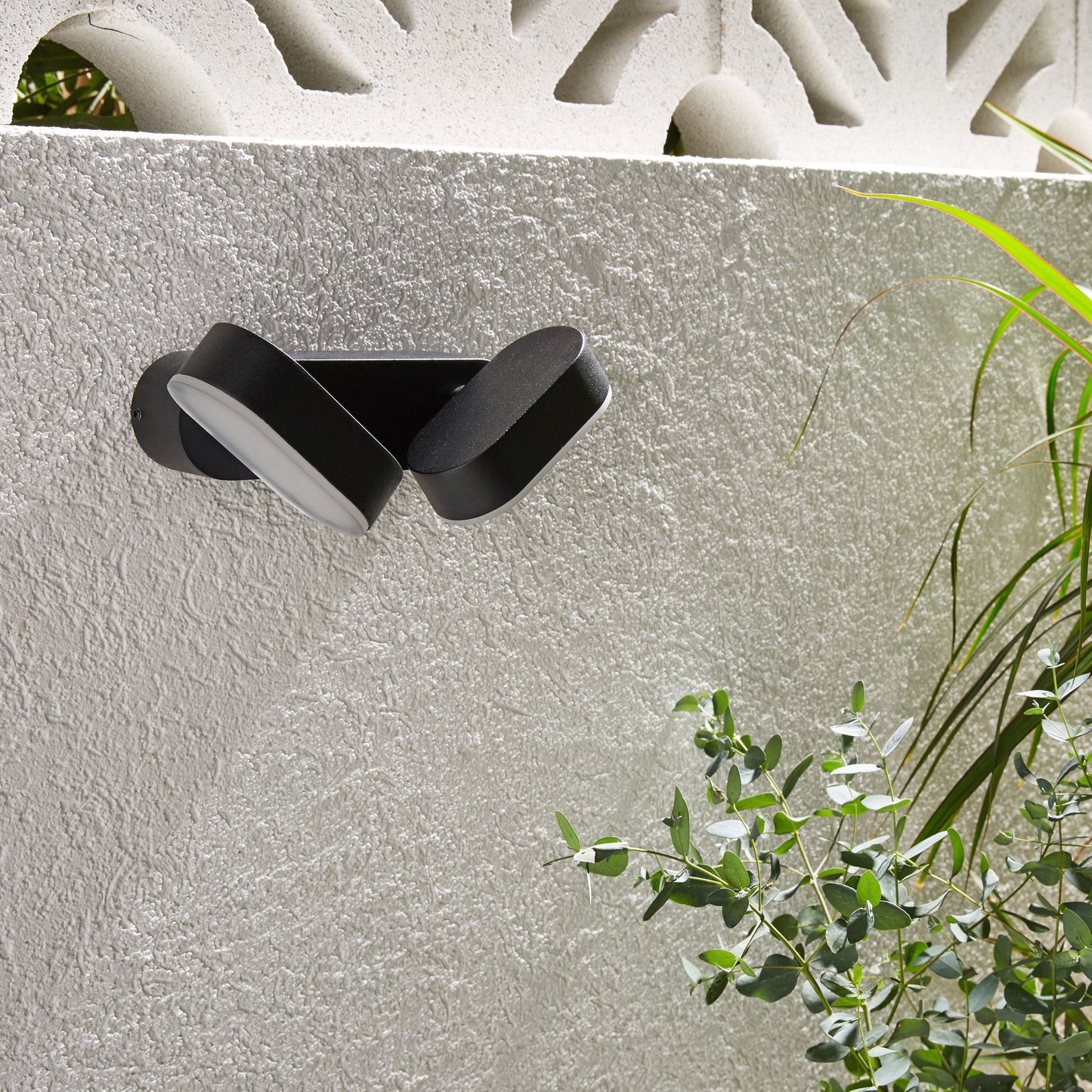 ARUNDEL STEEL WALL LIGHT BLACK 23X10X5.4 CM LED 13W NATURAL LIGHT IP54