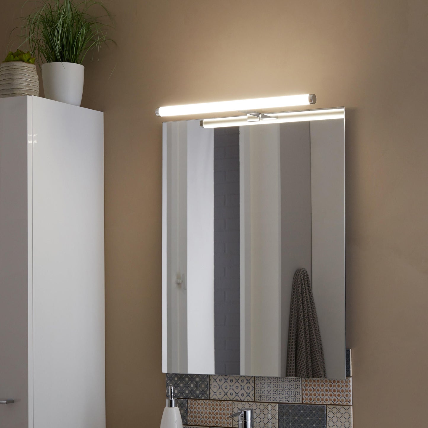 SOLAR WALL LIGHT METAL CHROME 80 CM LED 7W NATURAL LIGHT IP44