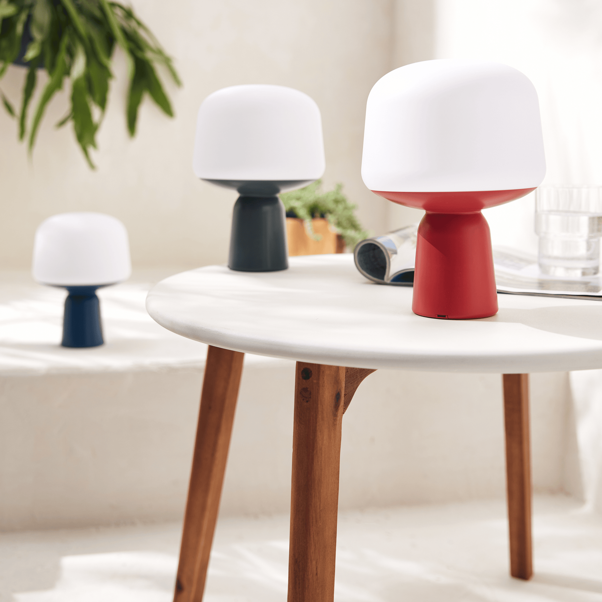 Bricocenter PORTABLE LAMP LUNO PLASTIC RED D14.3 H20 CM LED NATURAL LIGHT WITH USB IP44