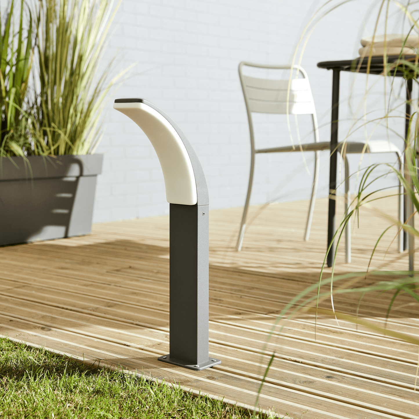 Bricocenter LAKKO GREY ALUMINIUM LAMPPOST 56X22X12CM LED 11W NATURAL LIGHT IP44