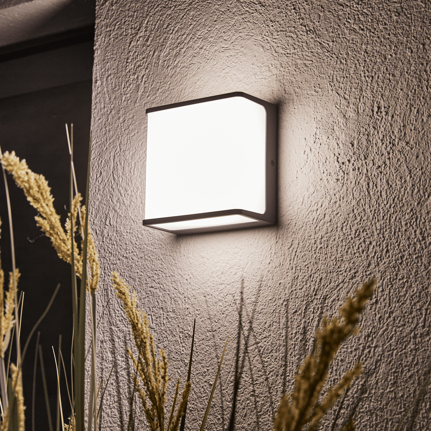 Bricocenter TELIN ALUMINIUM WALL LIGHT SILVER 15X8X15 CM LED 14.5W NATURAL LIGHT IP54