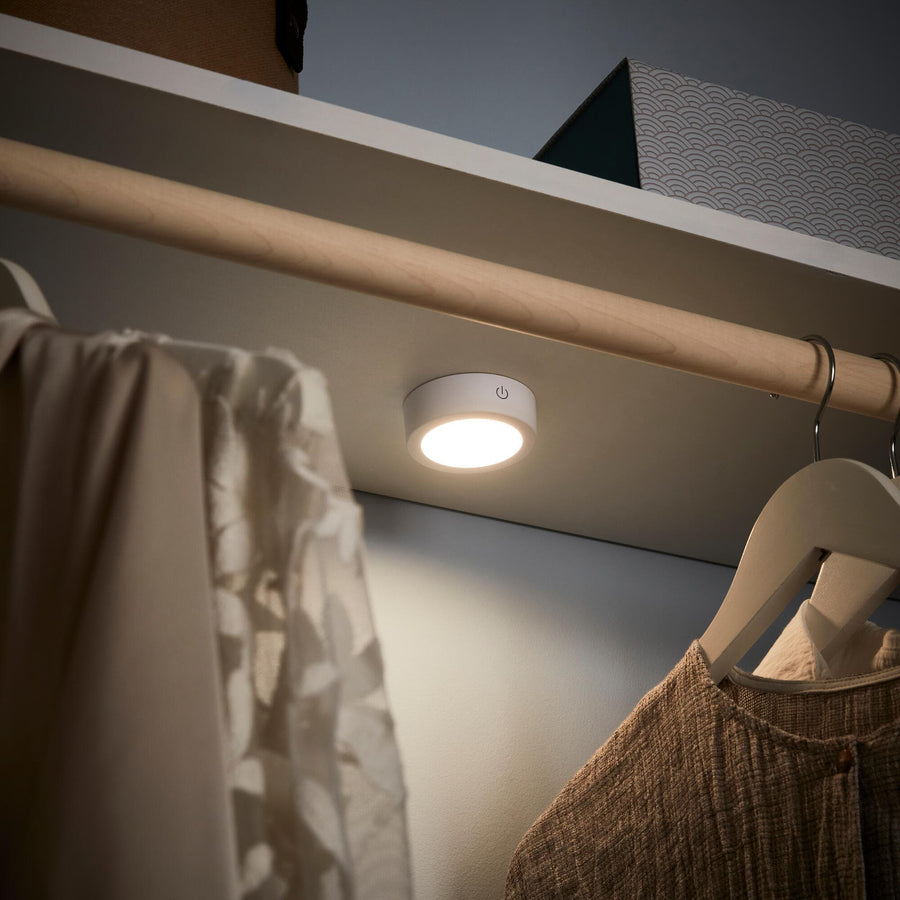 PUNTO LUCE LAKAO PLASTIC WHITE D7 CM LED 210LM NATURAL LIGHT WITH USB