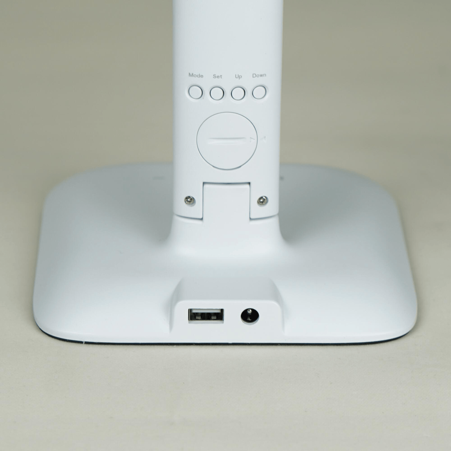 Bricocenter STUDIO LAMP ALEX PLASTIC WHITE H26 LED 5W 4 STEP WITH ALARM AND USB