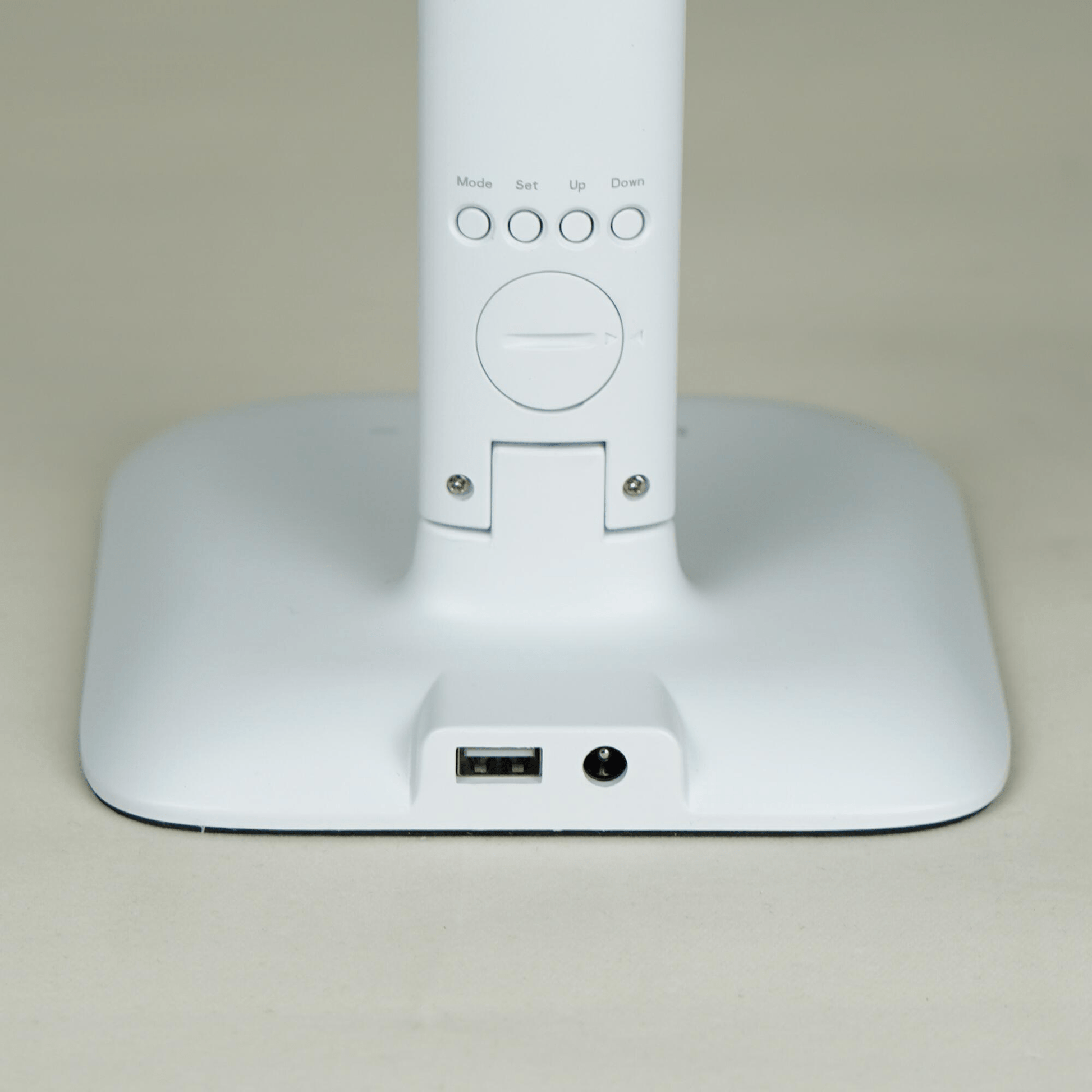 Bricocenter STUDIO LAMP ALEX PLASTIC WHITE H26 LED 5W 4 STEP WITH ALARM AND USB