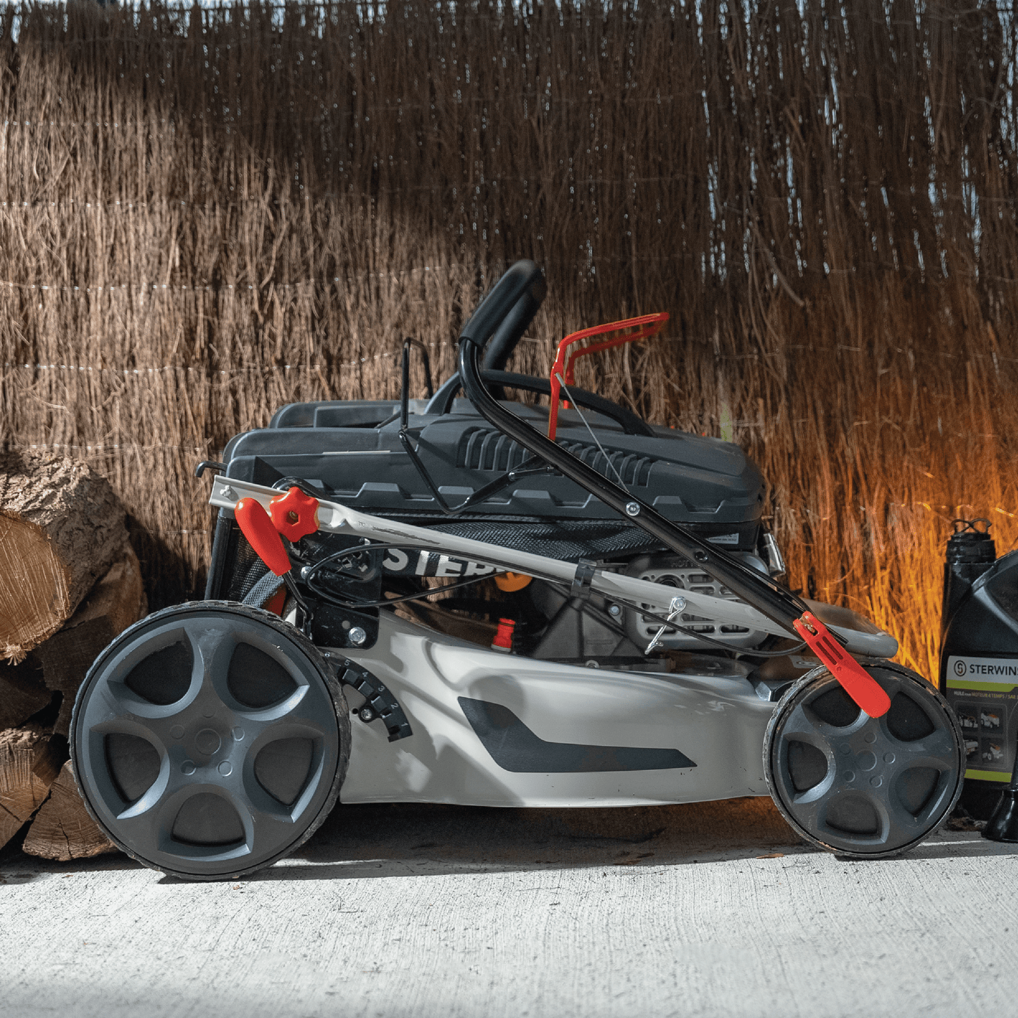 Bricocenter SELF-PROPELLED PETROL MOWER 170CC STERWINS HONDA ENGINE CUT 51