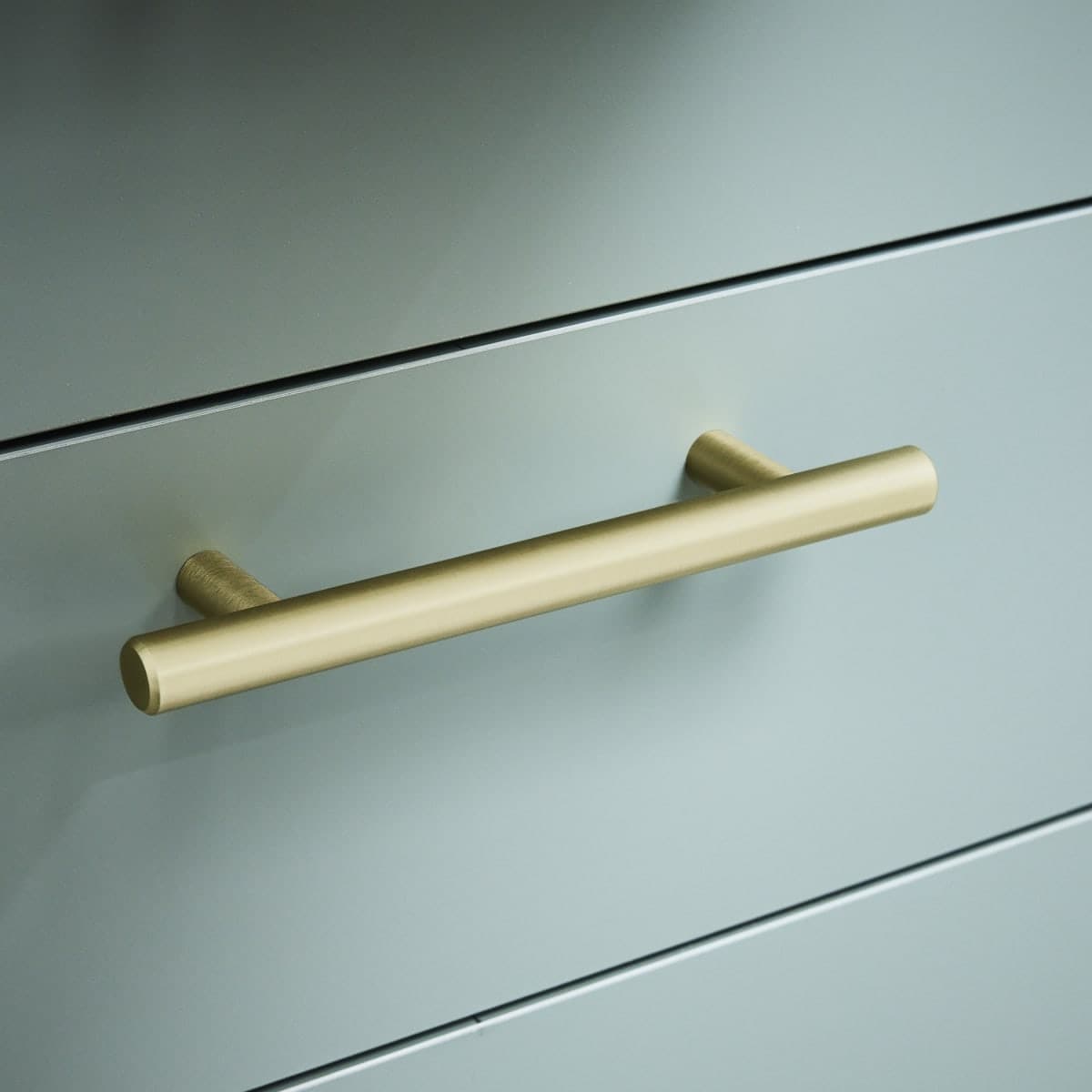 4 SARA HANDLES WITH 96 MM SPACING IN MATT BRUSHED BRASS - best price from Maltashopper.com BR410007473