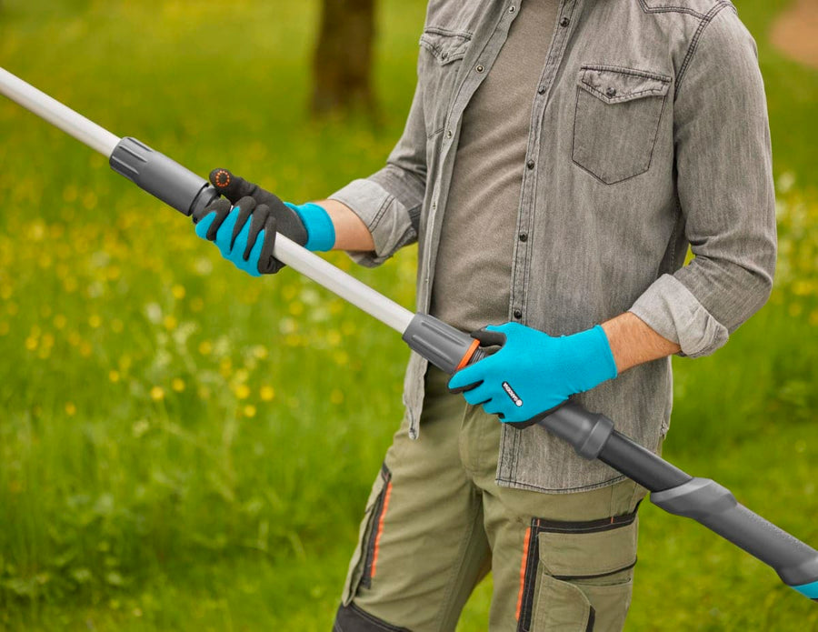 GARDENA BATTERY-operated GARDENA TELESCOPIC TRACKER HighCut 250/18V P4A - best price from Maltashopper.com BR500016011