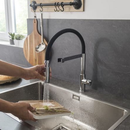 HOLLY MIXER HIGH SPOUT FLEXIBLE SPOUT CHROME/BLACK - Premium Kitchen Taps from Bricocenter - Just €116.99! Shop now at Maltashopper.com