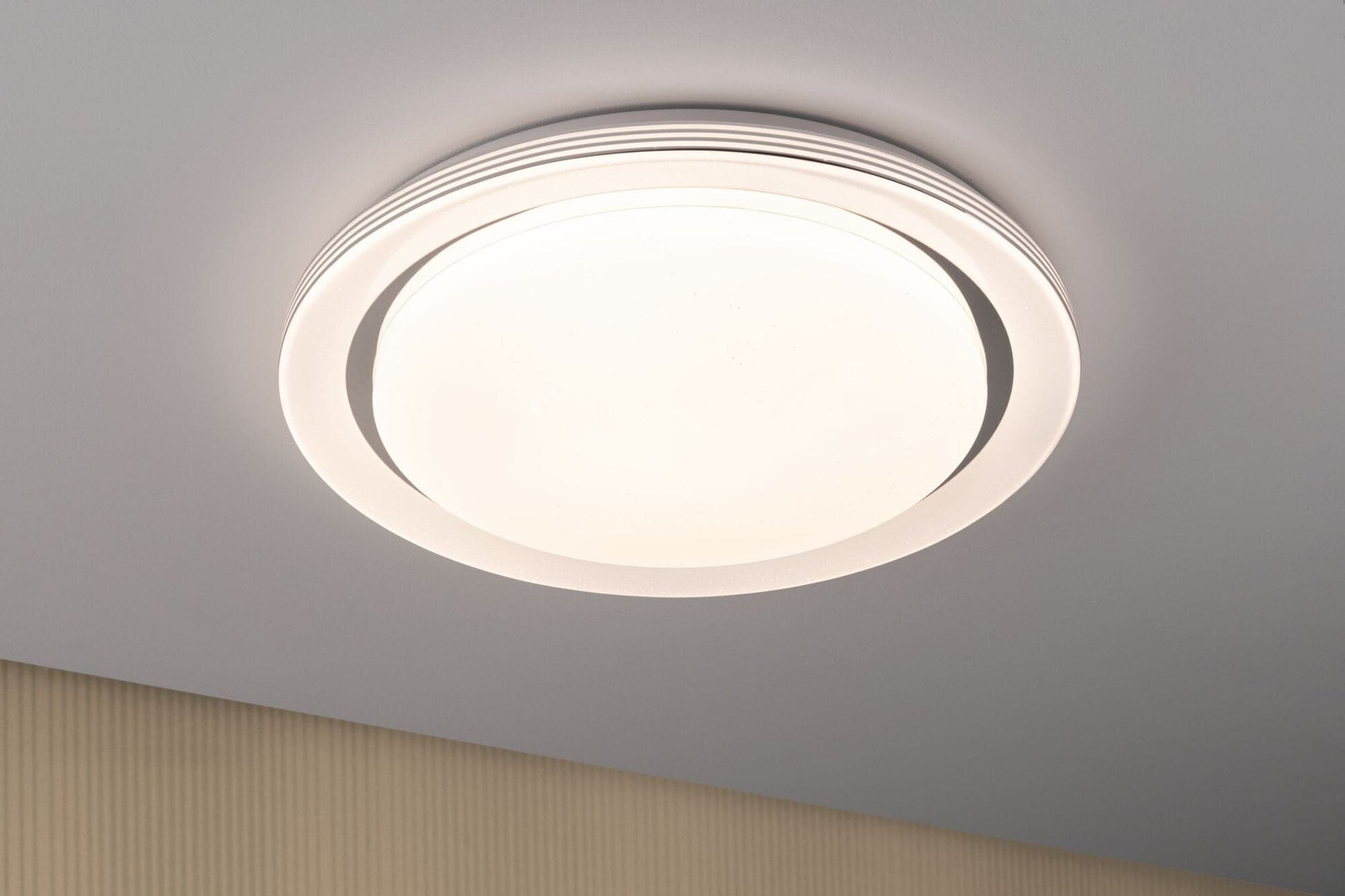 Bricocenter DYNAMIC METAL CEILING LAMP WHITE AND CHROME D48 CM LED 38,5W RGB RAINBOW EFFECT
