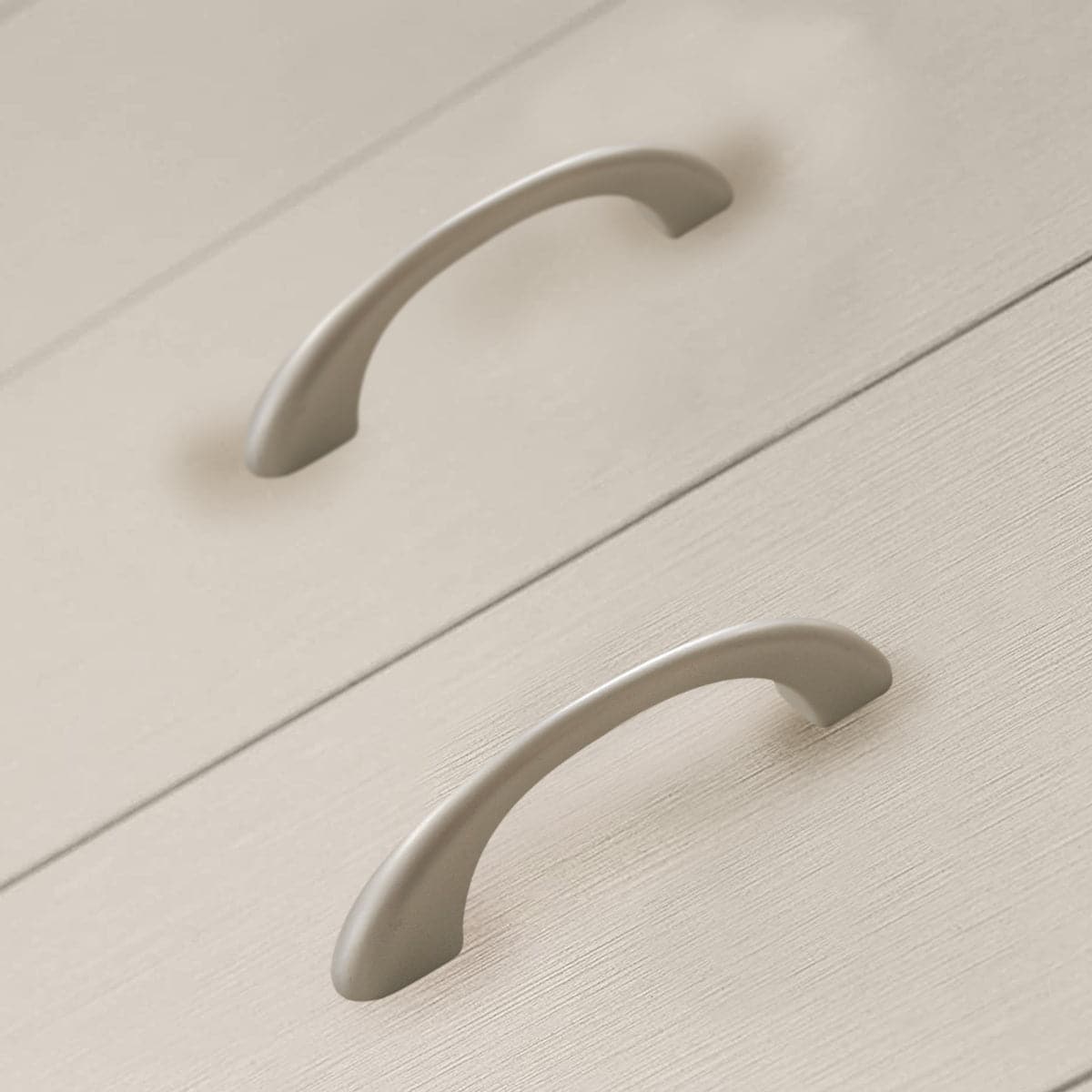 2 HANDLES 64 MM CENTRE DISTANCE IN SATIN ZAMAK