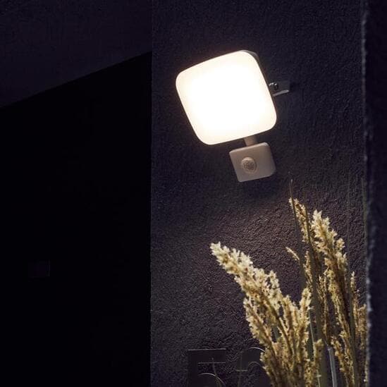 Bricocenter KANTI ALUMINIUM PROJECTOR WHITE LED 20W IP44 WITH MOTION SENSOR