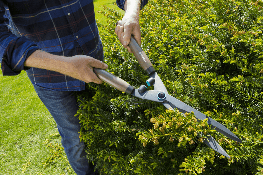 Bricocenter GARDENA ALUMINIUM HEDGE TRIMMER WITH WAVE BLADES