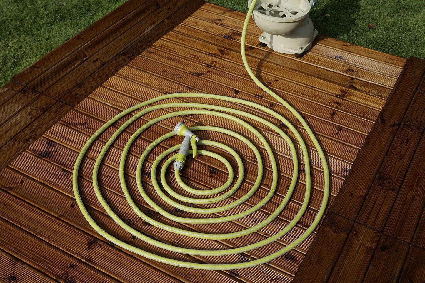 ARMADILLO ANTI-BEND AND ANTI-TWIST HOSE KIT 22.5MT 5/8 WITH 2 QUICK COUPLINGS