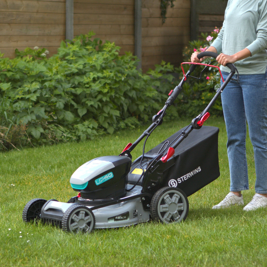 STERWINS CORDLESS MOWER WITH BATTERY CHARGER 46CM CUT 46CM 55LT BAG - best price from Maltashopper.com BR500015518