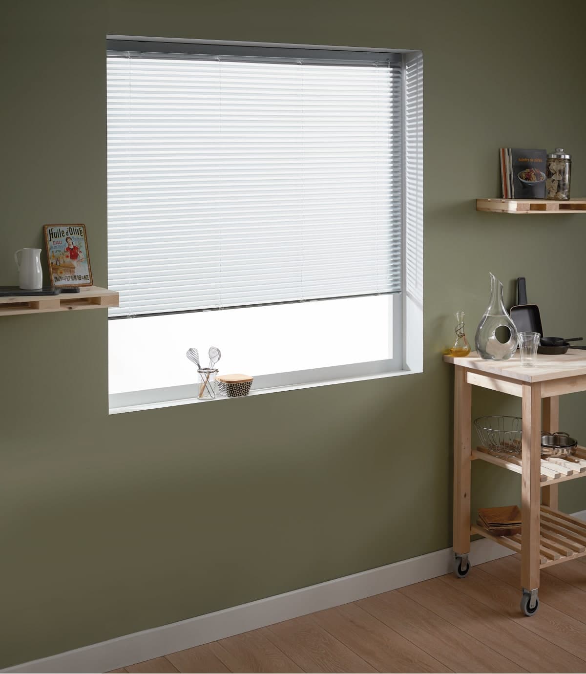 VENETIAN BLIND CORDLESS 120X175CM ALUMINIUM CHROME - best price from Maltashopper.com BR480007827