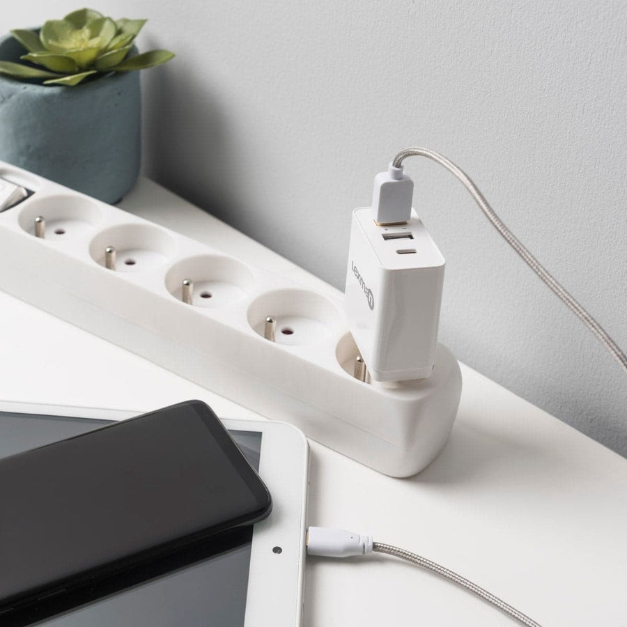 Bricocenter LEXMAN 2 USB A 1 USB C CHARGER