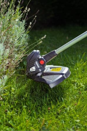 STERWINS 20V CORDLESS GRASS TRIMMER - Premium Trimmer from Bricocenter - Just €78.99! Shop now at Maltashopper.com