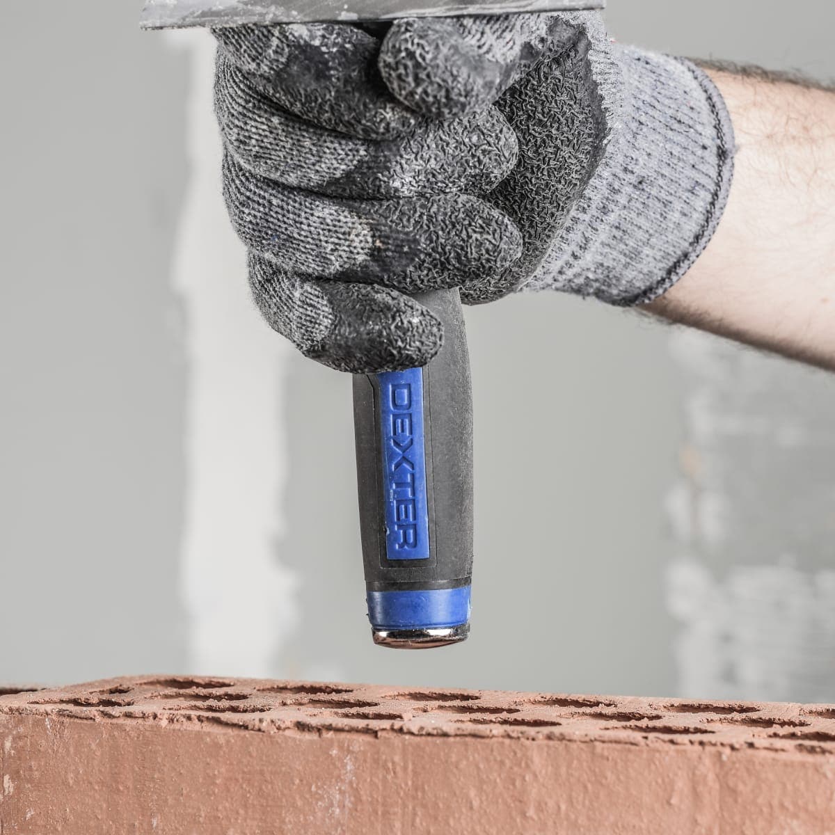 DEXTER STAINLESS STEEL TROWEL SQUARE TIP 180 MM BIMATERIAL