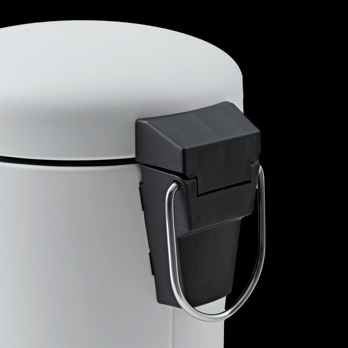 Bricocenter 3LT WHITE METAL DUSTBIN WITH PEDAL