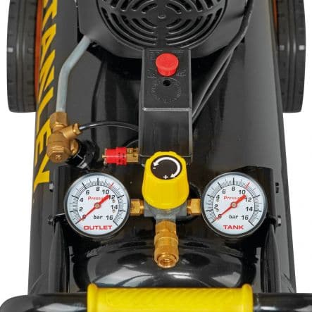 Bricocenter STANLEY FAT MAX COMPRESSOR 24 L 2,5HP OIL LUBRICATED 10BAR, 240 L/MIN