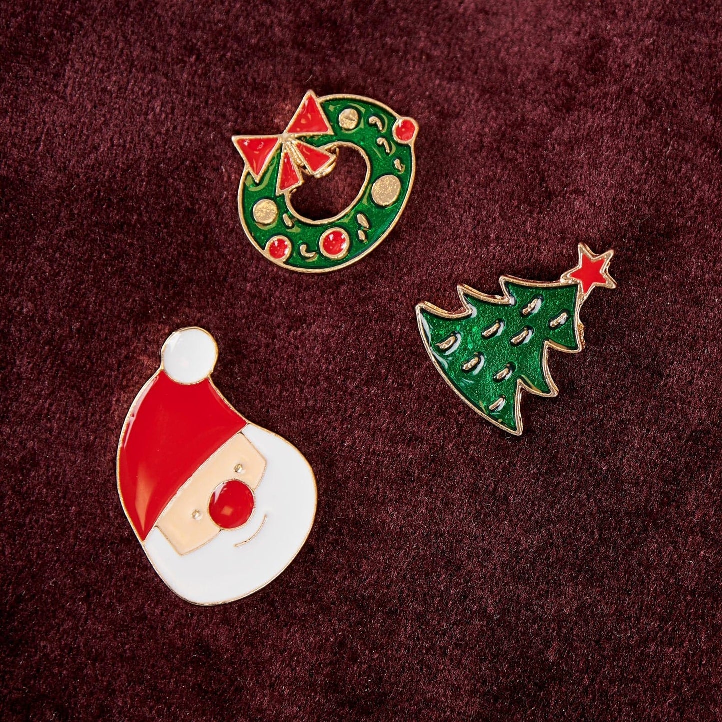 FANCY XMAS pin, 3 variants - best price from Maltashopper.com CS641263