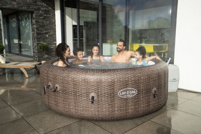 Bricocenter LAY-Z-SPA ST. MORITZ - 216x71cm rattan effect
