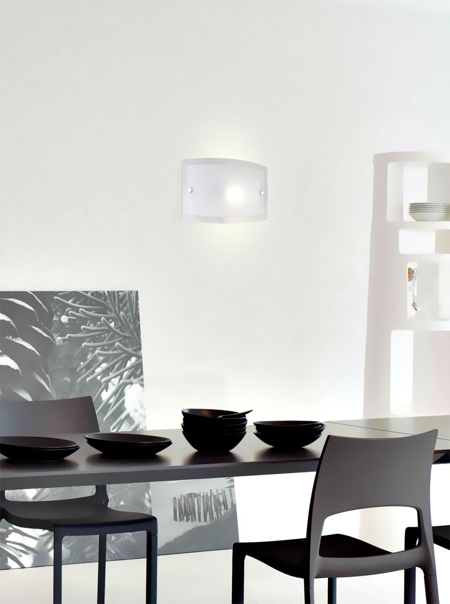 Bricocenter WHITE GLASS SQUARE WALL LIGHT 33X8X20CM E27=42W