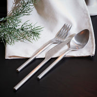 ETNA SATIN 16-piece silver-plated cutlery - best price from Maltashopper.com CS632149