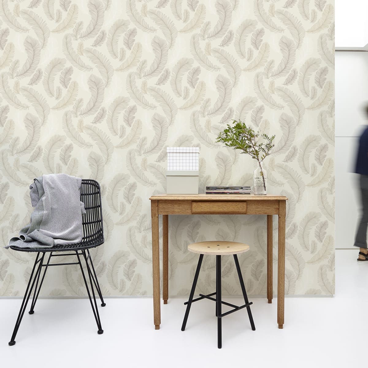 FEATHER WALLPAPER DOVE GREY GLITTER 53CMX10.5M - best price from Maltashopper.com BR480010864
