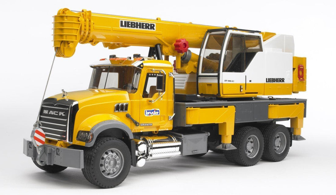 MACK Granite truck with Liebherr crane