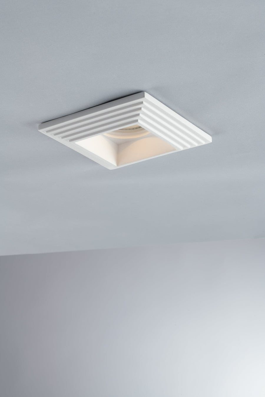 RECESSED SPOTLIGHT SPECTRUM PLASTER 12.5X12.5 CM GU10=42W