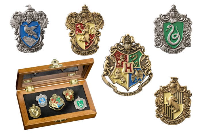 Toys Harry Potter: House of Hogwarts 5 Brooches Collection