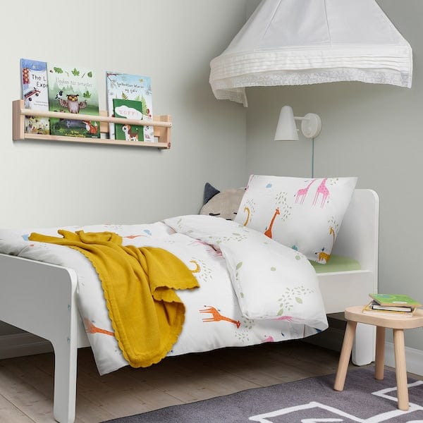 Ikea BERGFINK - 3-piece bedlinen set with bag, green giraffe, 150x200/50x80 cm