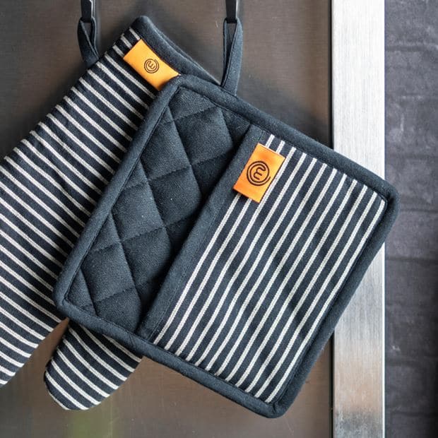 Casa MASTERCHEF Black pot holder W 20 x L 20 cm