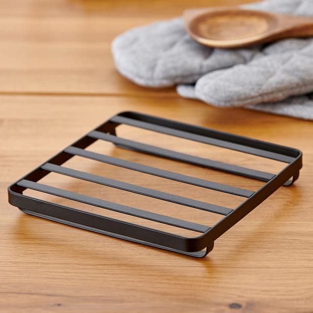 INDUSTRIA Black trivet H 2.5 x W 20 x D 20 cm - best price from Maltashopper.com CS591129