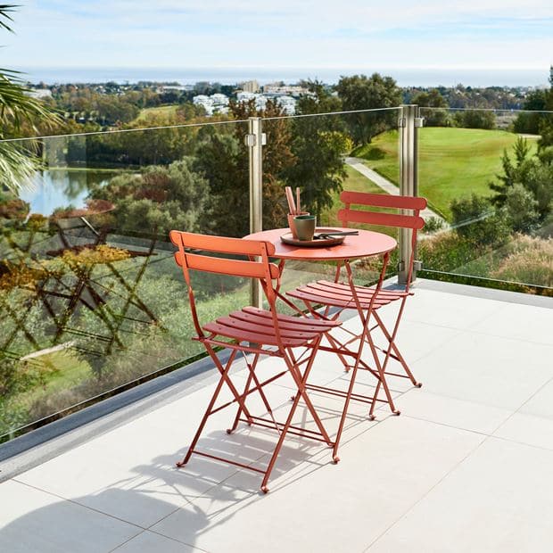 Casa IMPERIAL Coral red bistro table H 71 cm - Ø 60 cm
