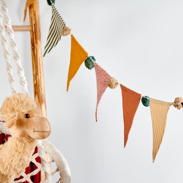 Casa FESTI Festoon of multicolored flags, L 160 cm